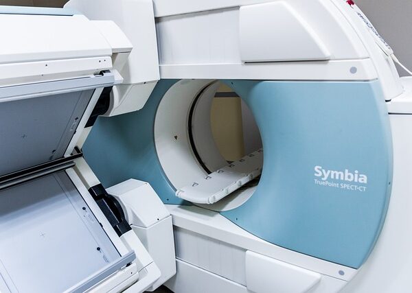 Siemens Symbia TruePoint SPECT-CT medical imaging machine — MRI for vertigo | Dr. Prateek Porwal, ENT